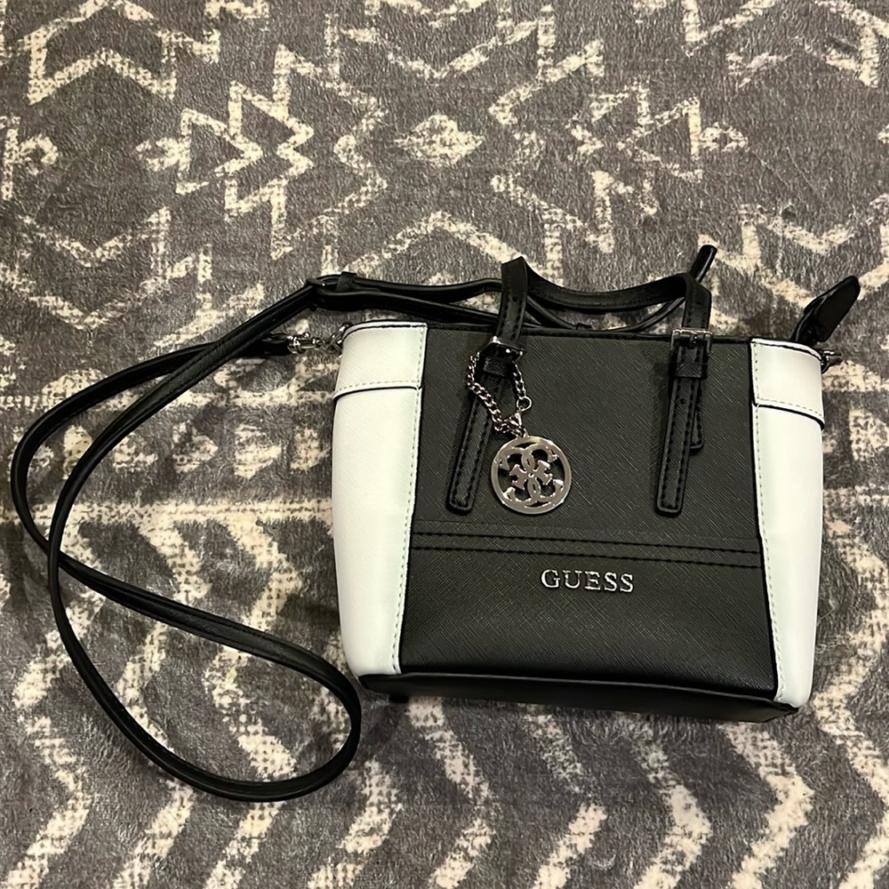 Guess Crossbody Bag